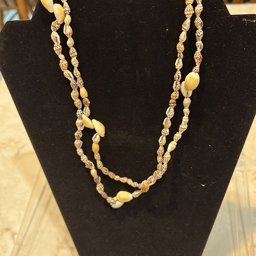 Shell necklace.